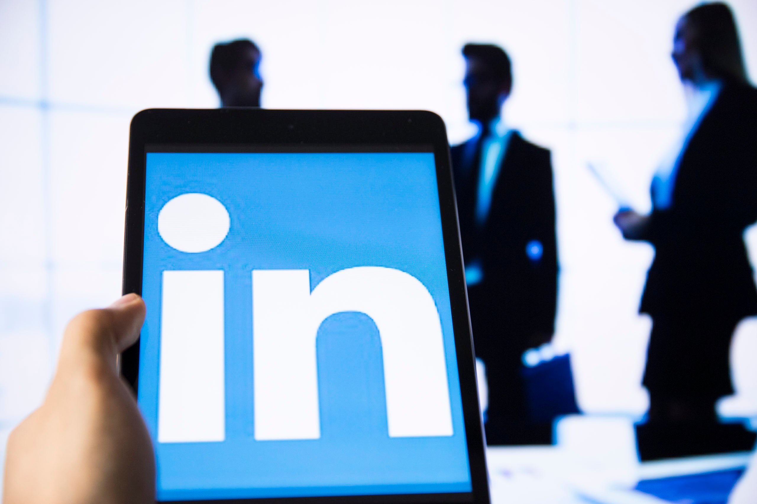 Worauf Headhunter bei Linkedin achten: Diese Dinge sollten nicht in eurem Profil stehen